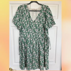 LOFT Short Sleeve Dress with Green, White and Black Floral Pattern. Size 16